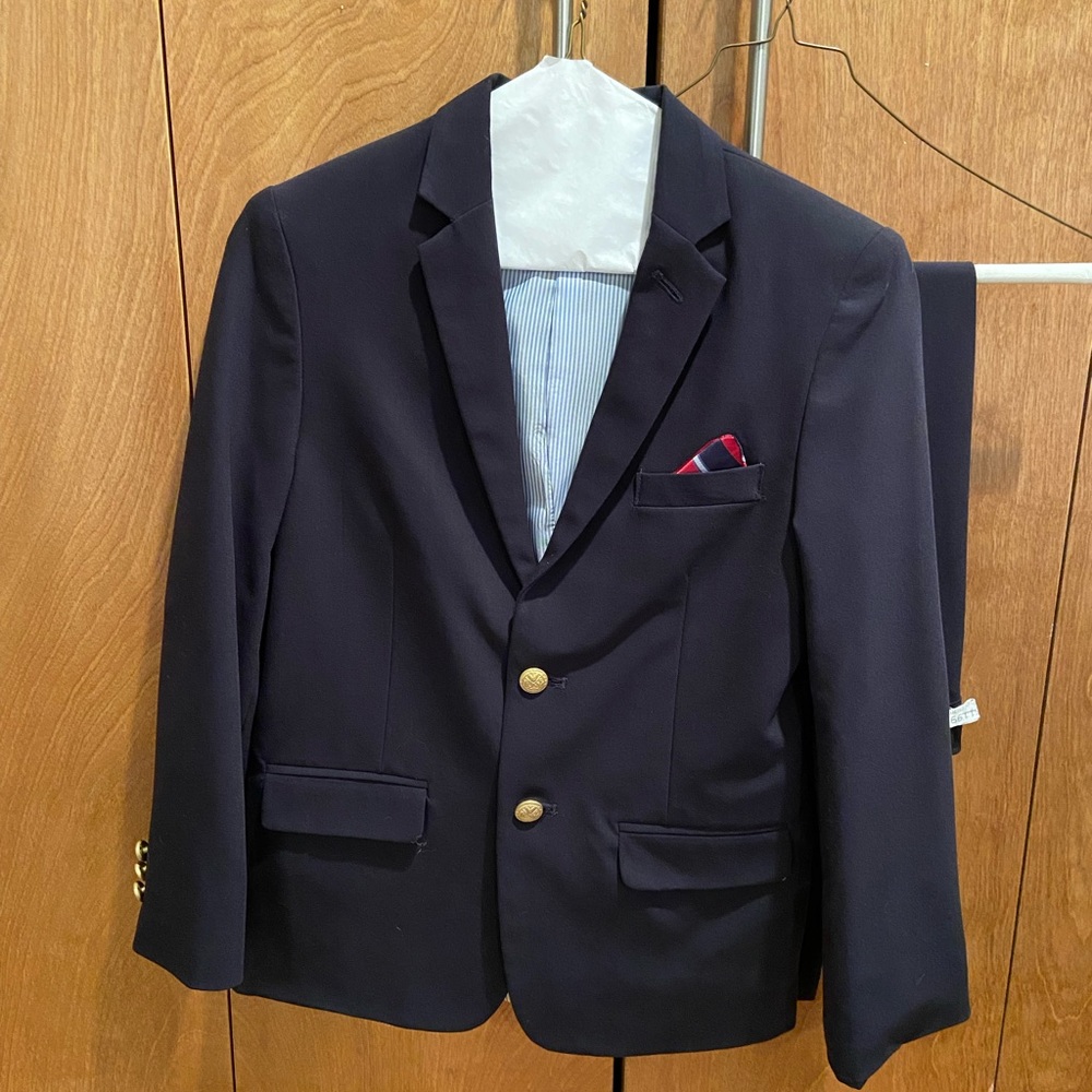 Boys’ Navy Izod suit, size 12